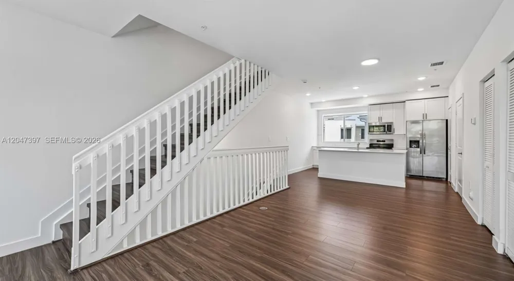 18155 SW 98th Ave #Aria Palmetto Bay, FL 33157