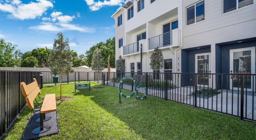 18155 SW 98th Ave #Aria Palmetto Bay, FL 33157