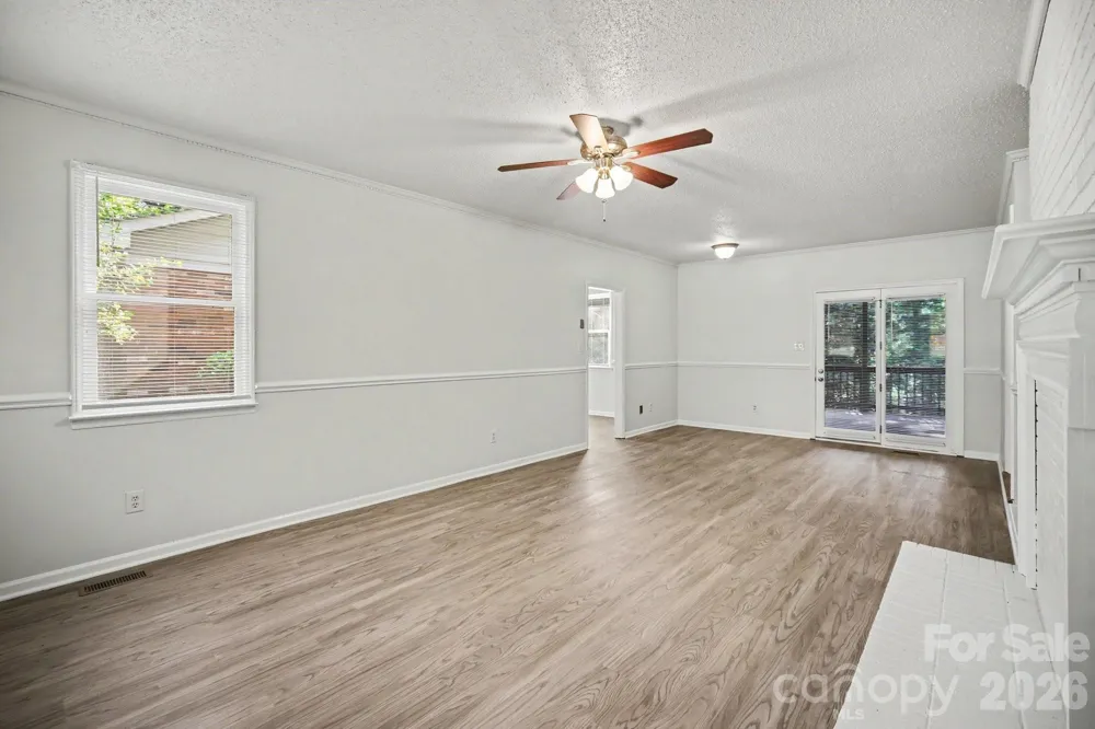 304 Julia Drive Lincolnton, NC 28092