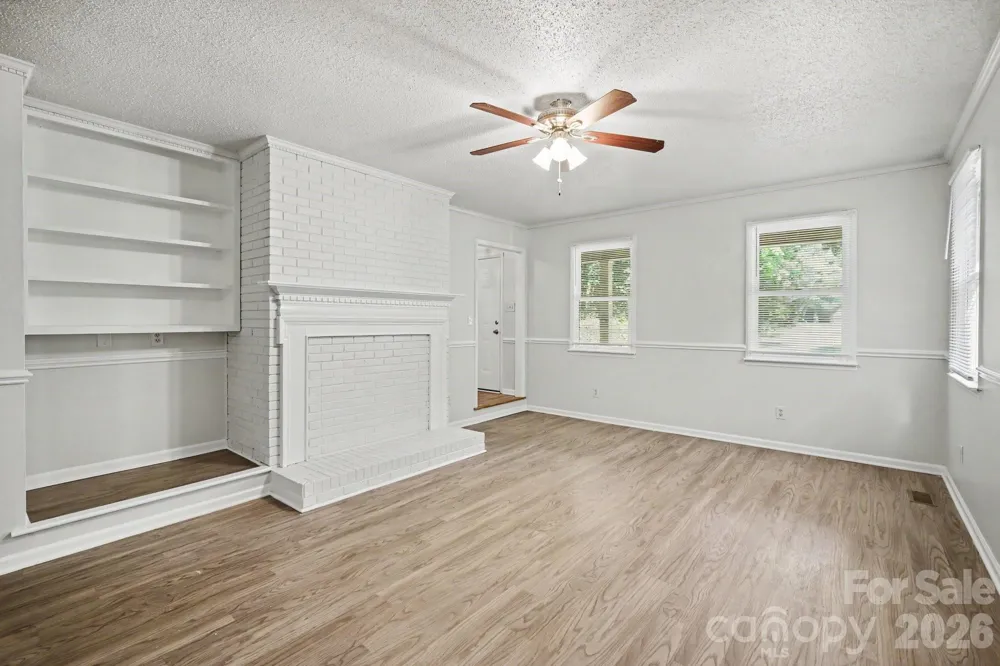 304 Julia Drive Lincolnton, NC 28092