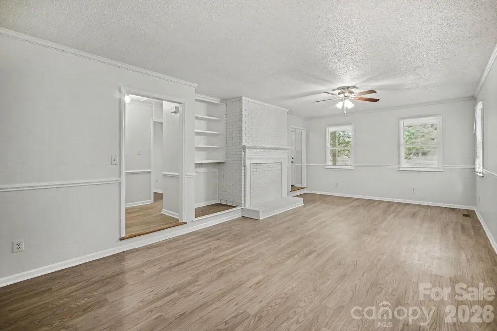 304 Julia Drive Lincolnton, NC 28092