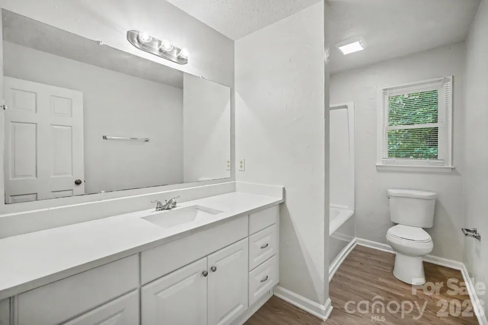 304 Julia Drive Lincolnton, NC 28092