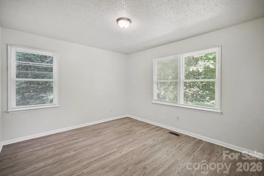 304 Julia Drive Lincolnton, NC 28092