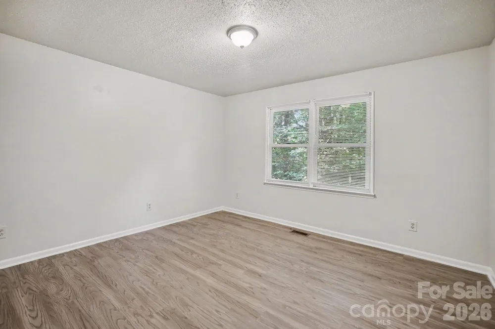 304 Julia Drive Lincolnton, NC 28092