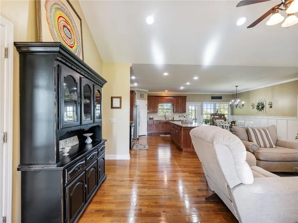 7657 Pea Ridge Road Lula, GA 30554