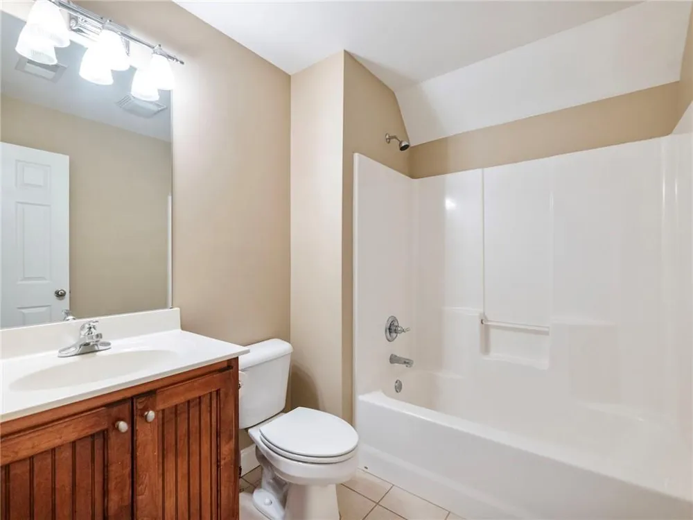 7657 Pea Ridge Road Lula, GA 30554
