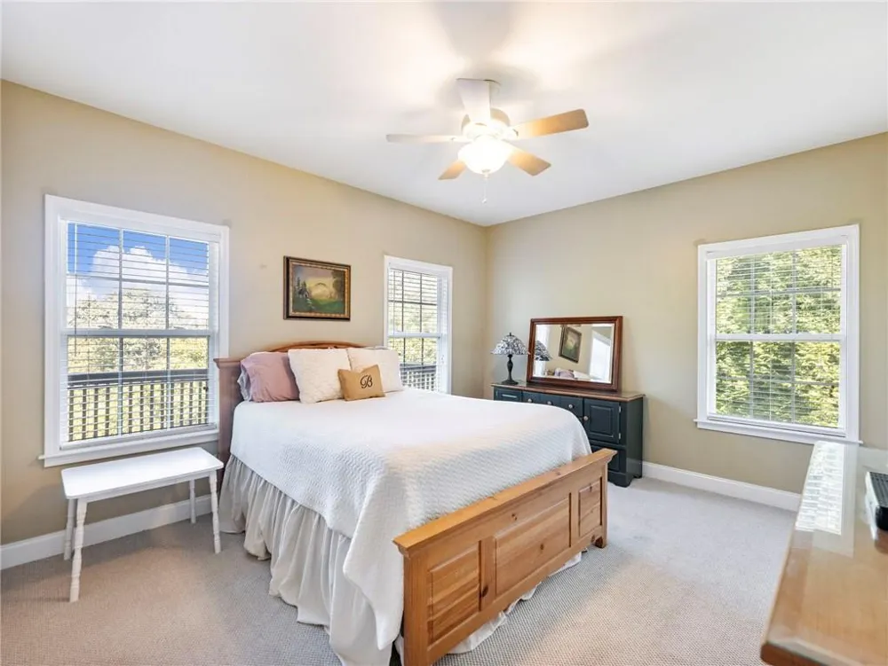 7657 Pea Ridge Road Lula, GA 30554