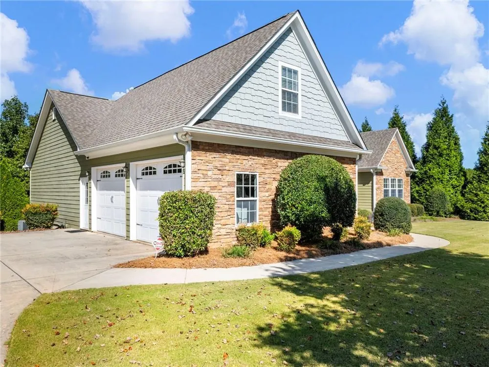 7657 Pea Ridge Road Lula, GA 30554