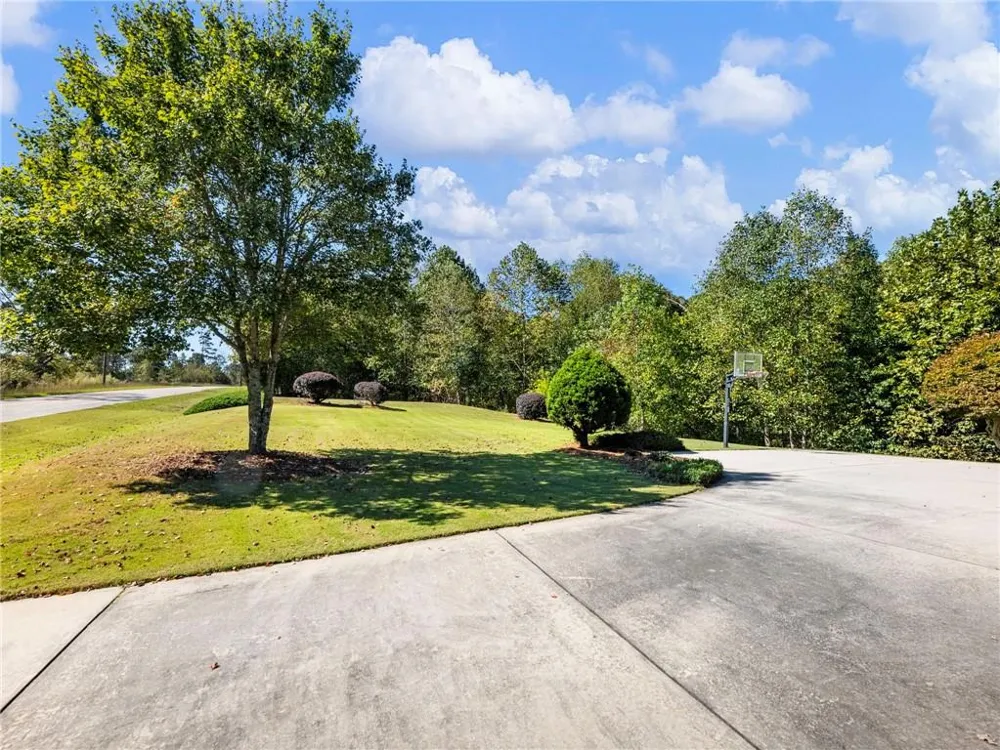 7657 Pea Ridge Road Lula, GA 30554