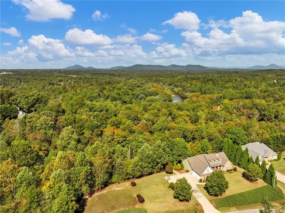 7657 Pea Ridge Road Lula, GA 30554