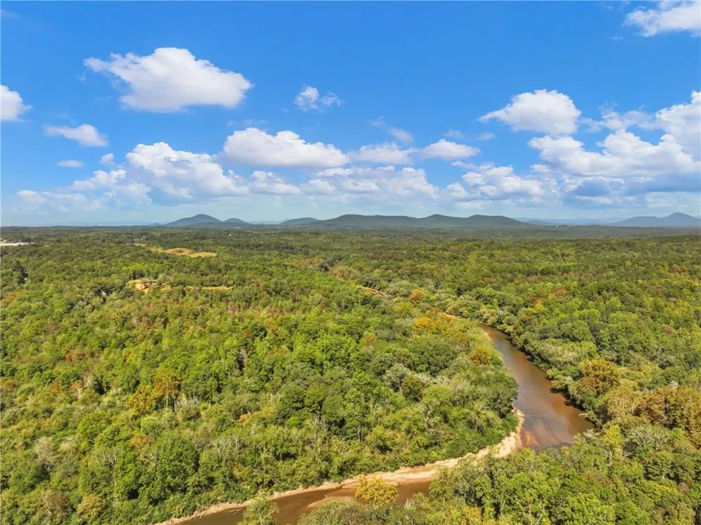 7657 Pea Ridge Road Lula, GA 30554