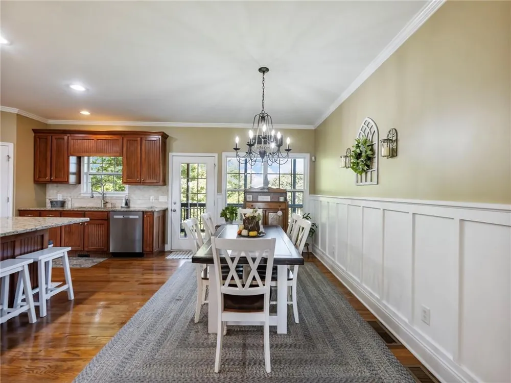 7657 Pea Ridge Road Lula, GA 30554