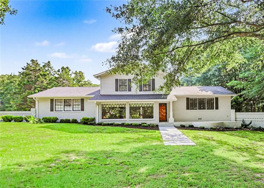 235 Minish Lake Road Commerce, GA 30530