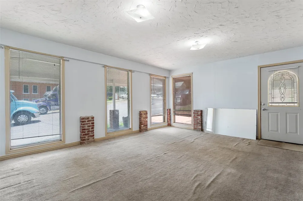 110 Church Street Winona, TX 75792