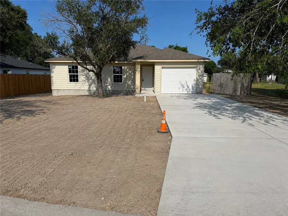 2606 Mccain Drive Corpus Christi, TX 78410