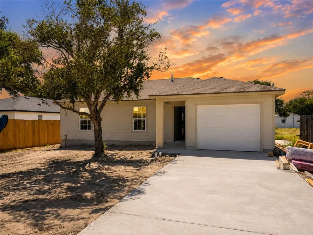 2606 Mccain Drive Corpus Christi, TX 78410