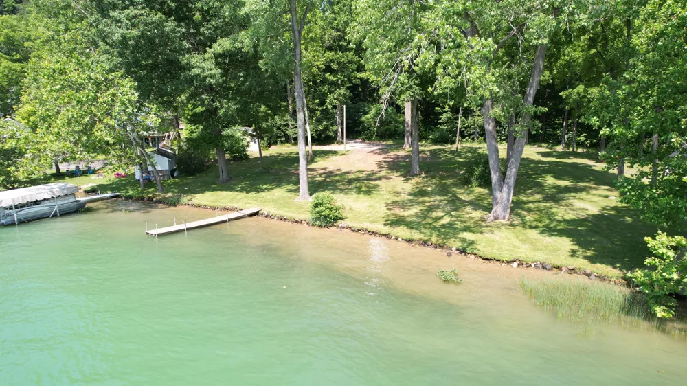 65341 North Drive Cassopolis, MI 49031