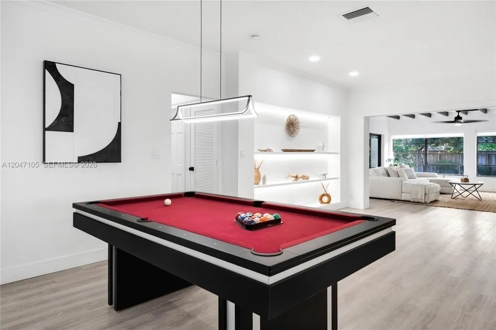 714 NE 2nd St Pompano Beach, FL 33060