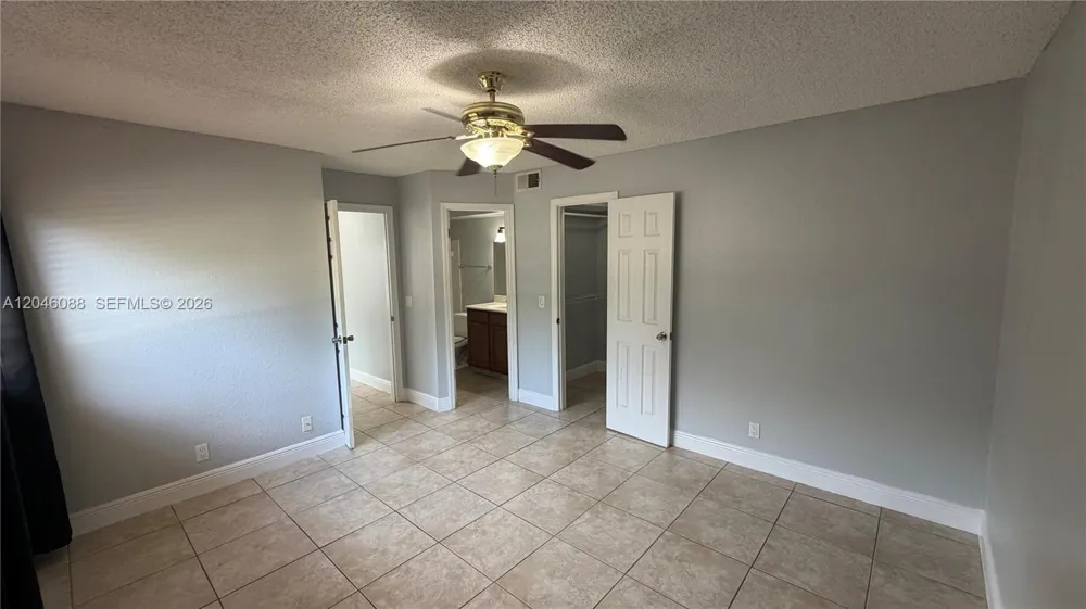 2986 S University Dr #8108 Davie, FL 33328