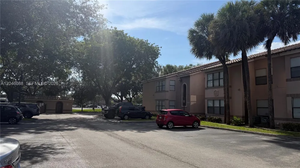 2986 S University Dr #8108 Davie, FL 33328