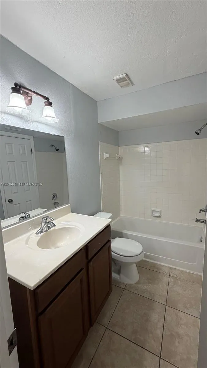 2986 S University Dr #8108 Davie, FL 33328