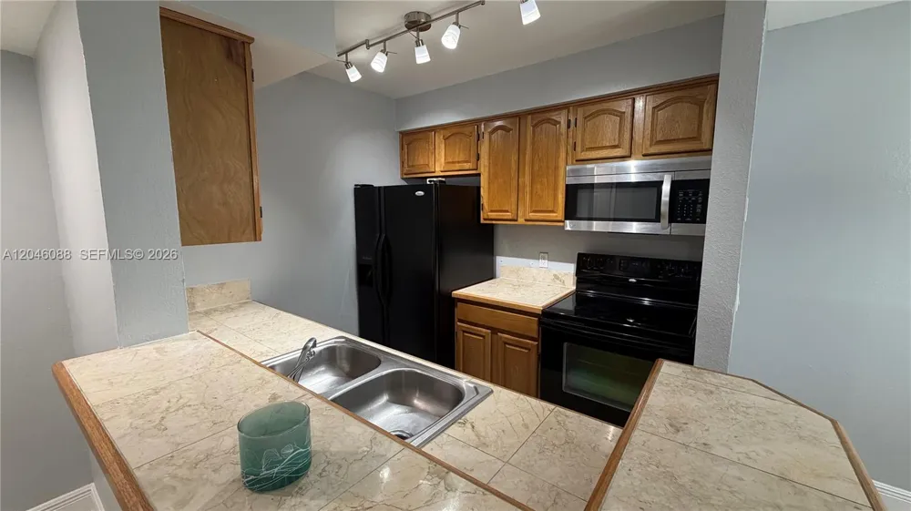 2986 S University Dr #8108 Davie, FL 33328