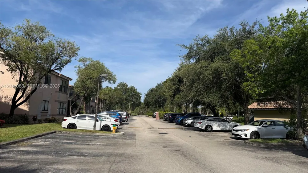 2986 S University Dr #8108 Davie, FL 33328