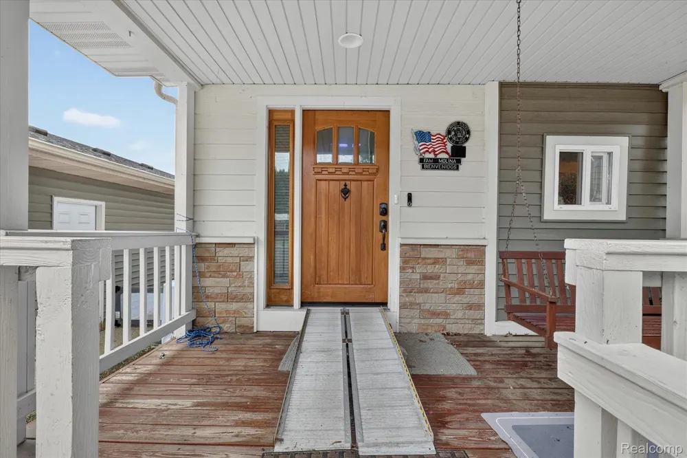 17 E White Lake Dr, Twin Lakes, MI 49457 Drive Dalton Township, MI 49457