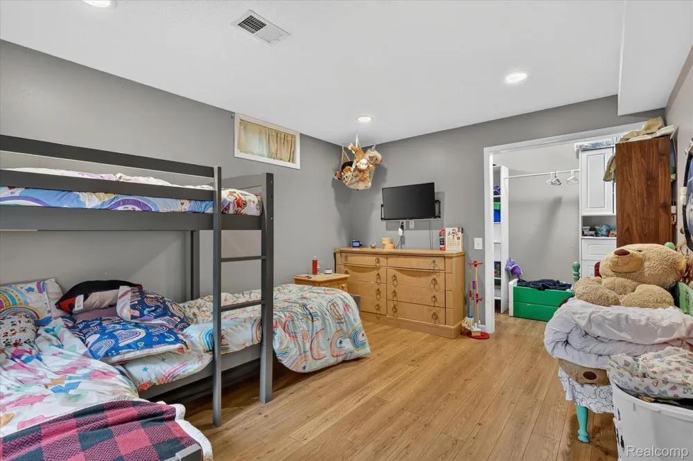 17 E White Lake Dr, Twin Lakes, MI 49457 Drive Dalton Township, MI 49457