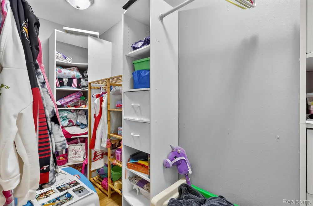 17 E White Lake Dr, Twin Lakes, MI 49457 Drive Dalton Township, MI 49457