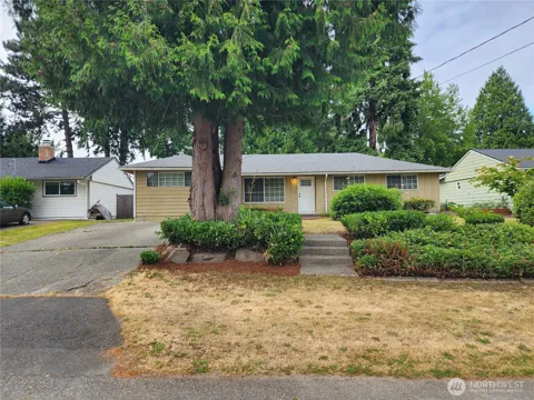 8810 NE 187th Street