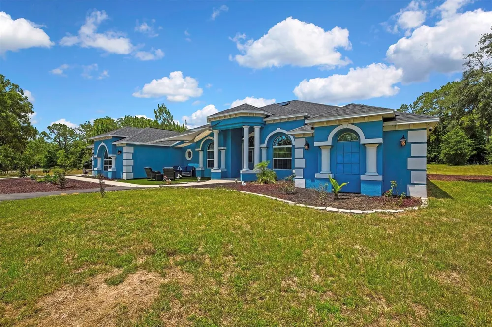 4016 JACARANDA CIRCLE Brooksville, FL 34604