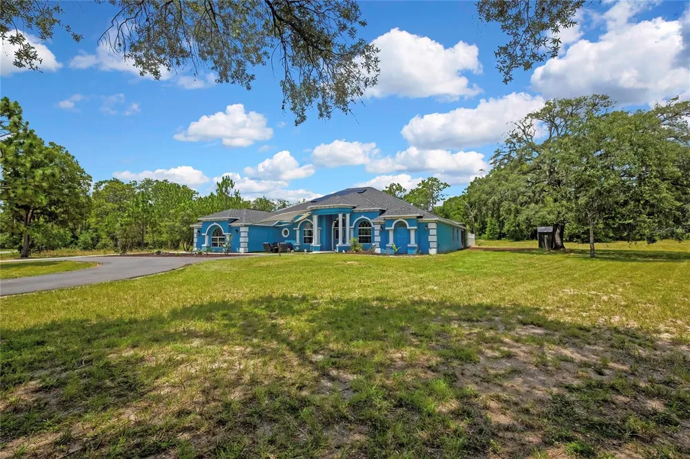 4016 JACARANDA CIRCLE Brooksville, FL 34604