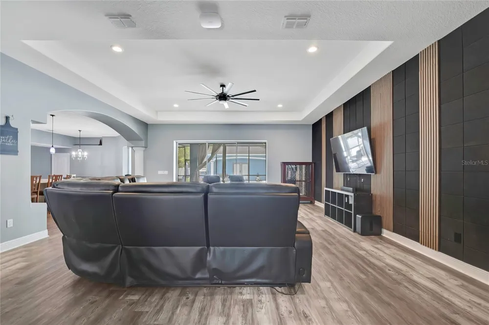4016 JACARANDA CIRCLE Brooksville, FL 34604