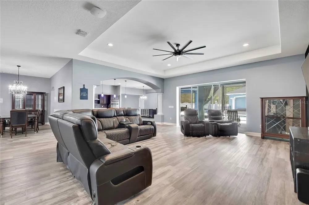 4016 JACARANDA CIRCLE Brooksville, FL 34604