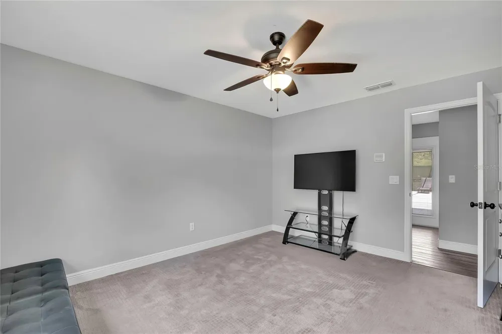 4016 JACARANDA CIRCLE Brooksville, FL 34604