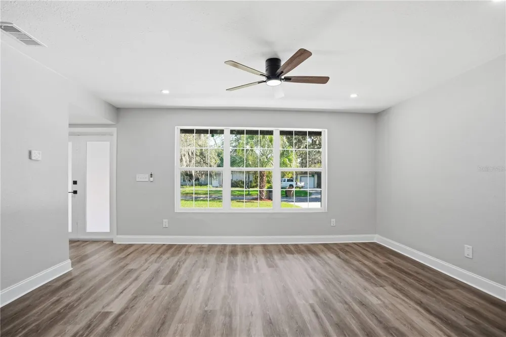 707 ABERDEEN CIRCLE Tampa, FL 33617