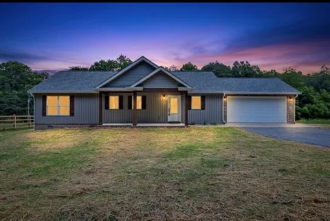 1259 Franklin Loop