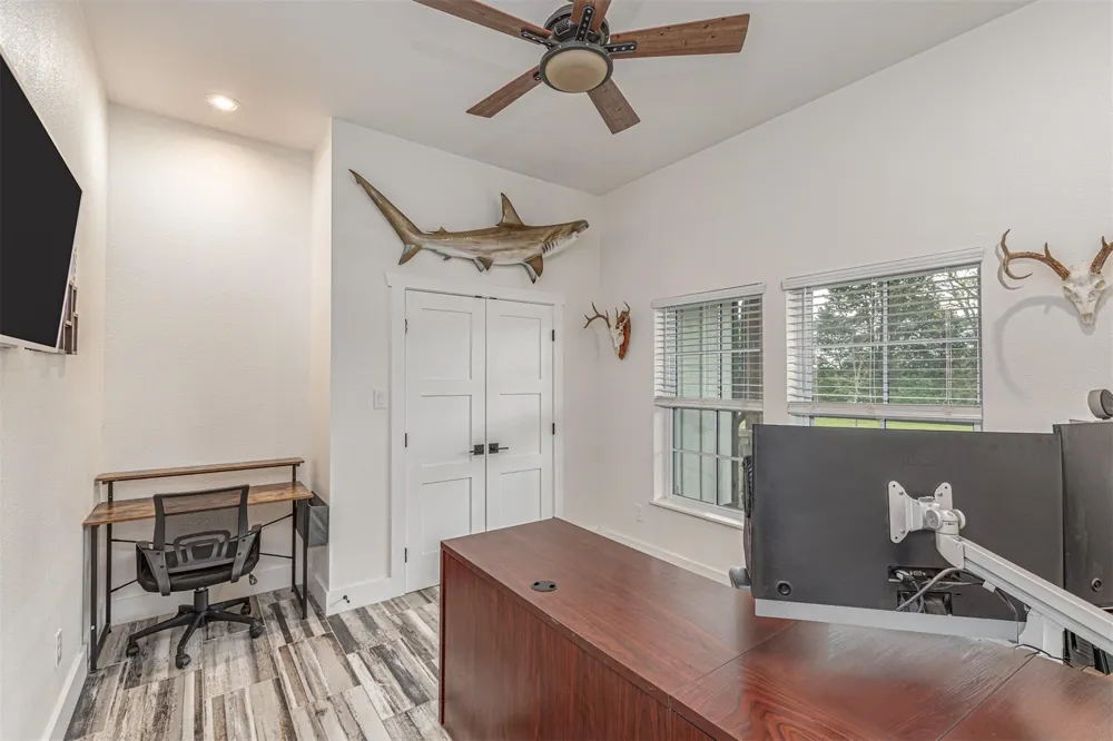 4886 County Road 1037 Celeste, TX 75426