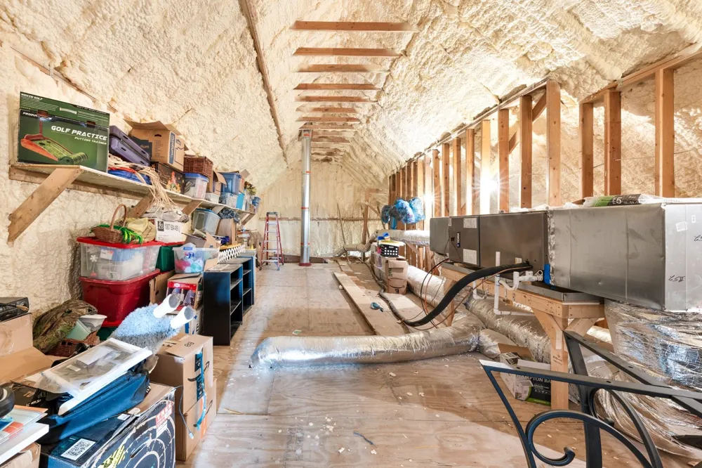 4886 County Road 1037 Celeste, TX 75426