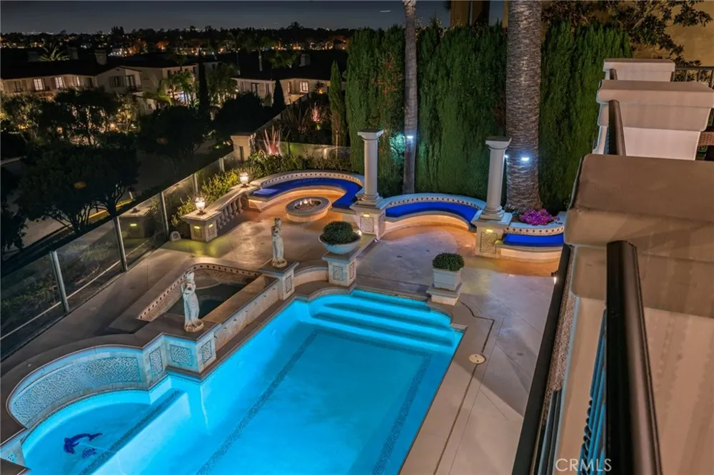 7 Vista Luci Newport Coast, CA 92657