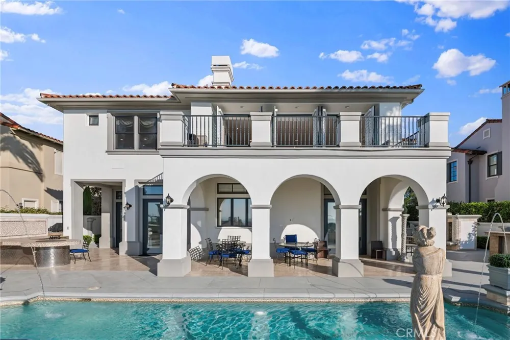 7 Vista Luci Newport Coast, CA 92657