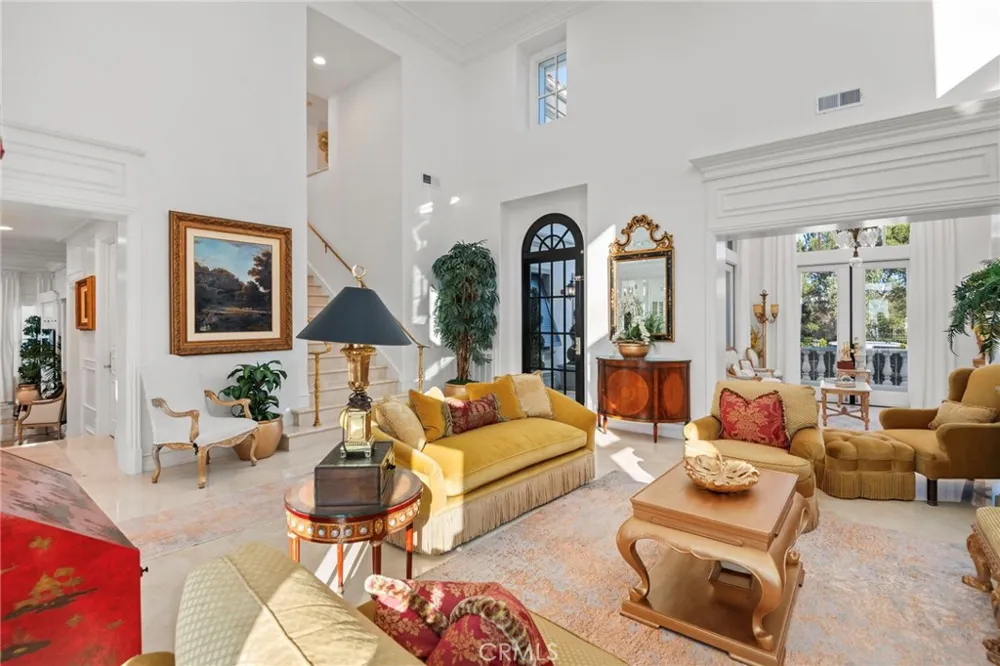 7 Vista Luci Newport Coast, CA 92657