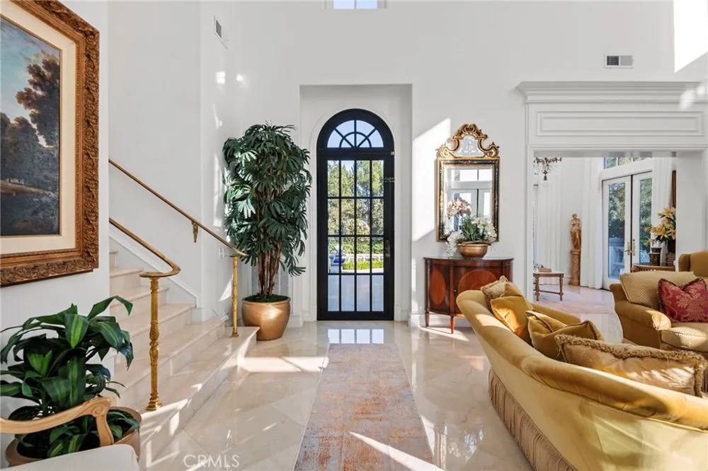 7 Vista Luci Newport Coast, CA 92657