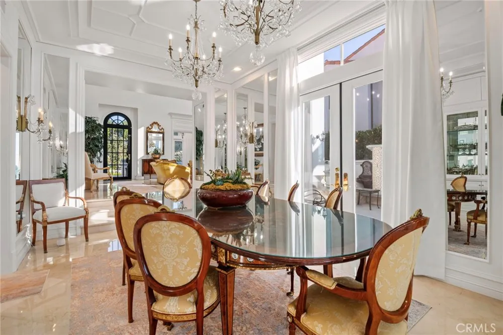 7 Vista Luci Newport Coast, CA 92657