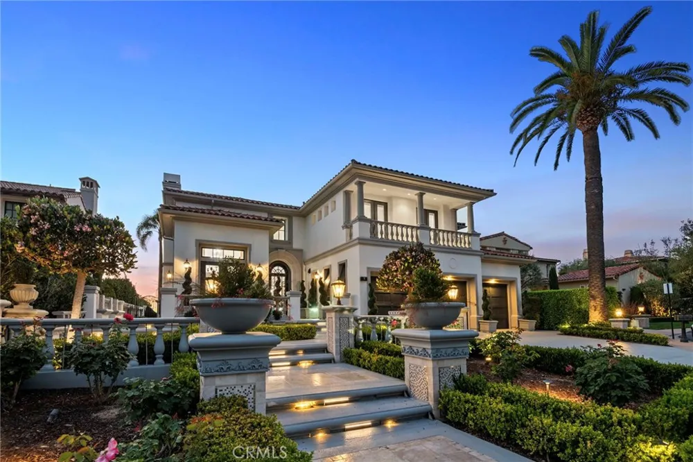 7 Vista Luci Newport Coast, CA 92657