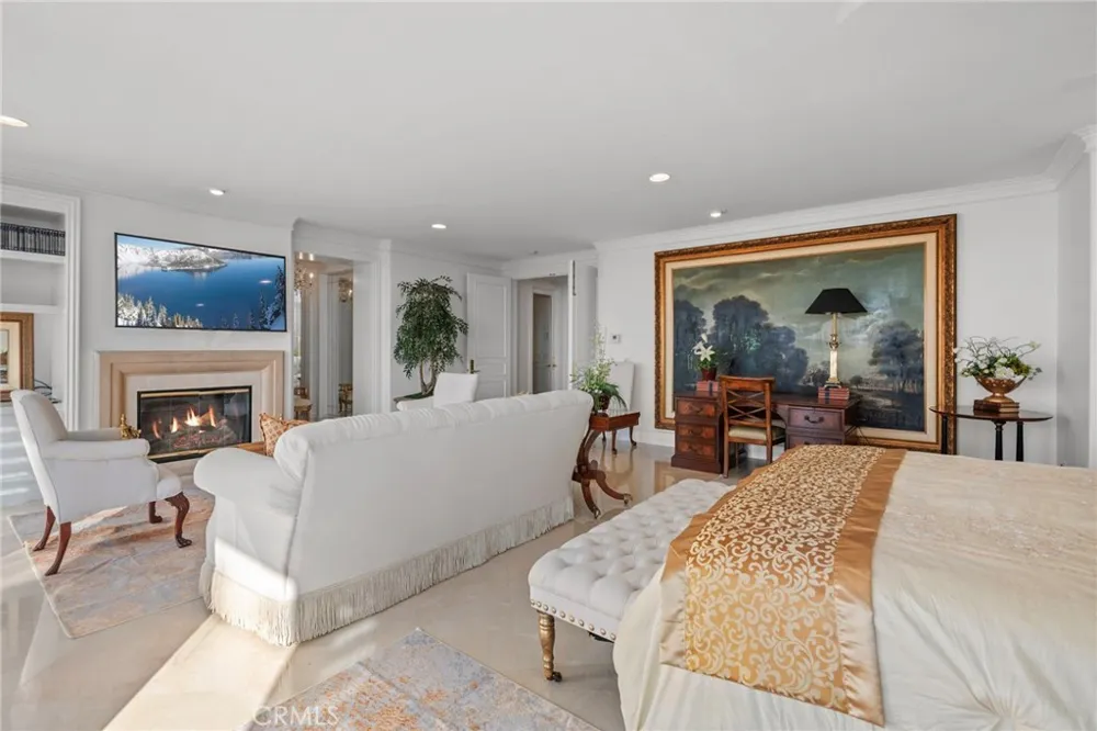 7 Vista Luci Newport Coast, CA 92657