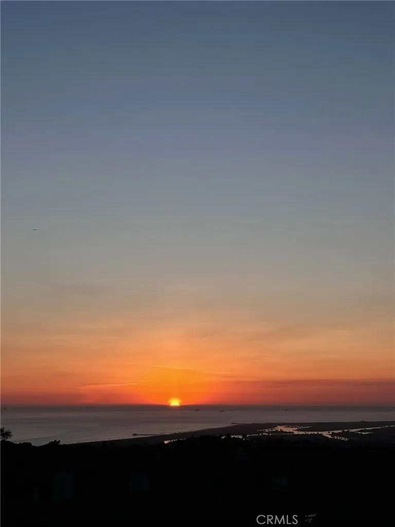 7 Vista Luci Newport Coast, CA 92657