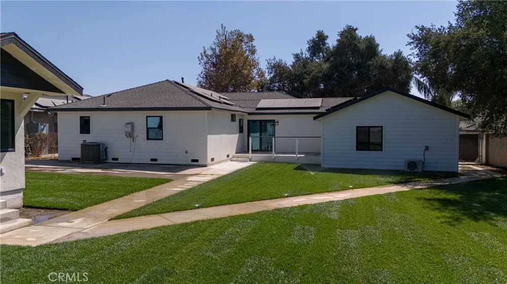 651 Workman Street San Fernando, CA 91340