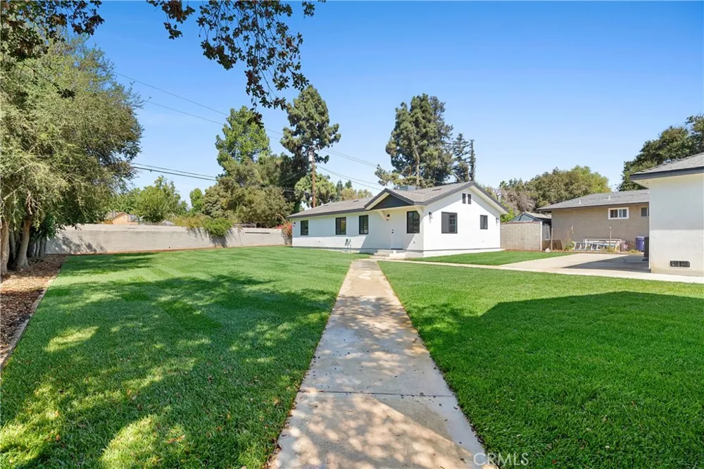 651 Workman Street San Fernando, CA 91340